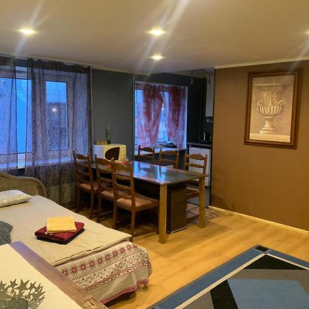 Uus 13B, Beautiful 3-Bedroom Apartment - 3 Big Beds Tartu Eksteriør billede